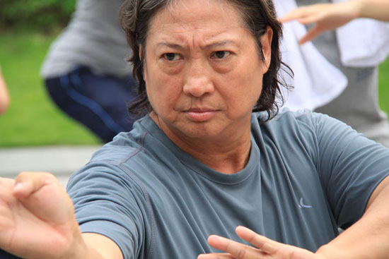 洪金宝回应范爷,范冰冰冯小刚李晨成龙洪金宝