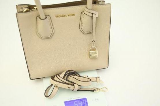 杨幂mk黑包包,杨幂mk包推荐