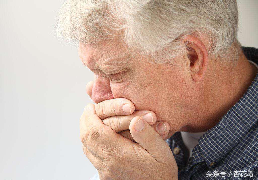 老人感冒全身发抖是咋回事,感冒会引起全身颤抖吗