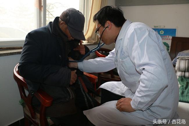 老人感冒全身发抖是咋回事,感冒会引起全身颤抖吗