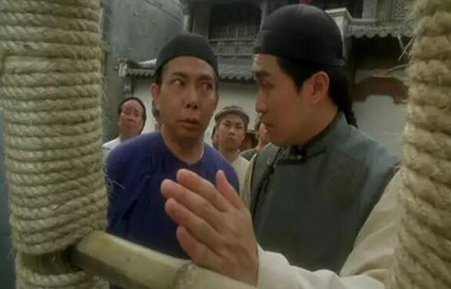 大师兄铁头功唱歌,铁头功大师兄是谁