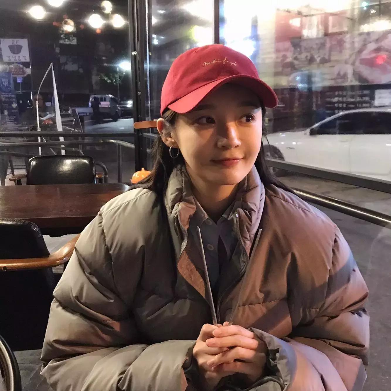 韩国明星穿大衣男,韩国明星都穿什么羽绒服