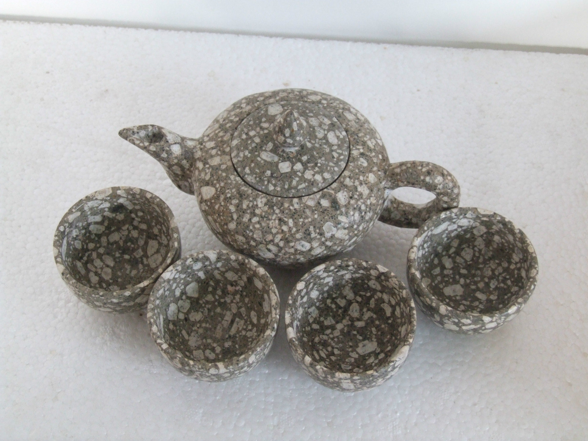 长寿神石麦饭石,碾子山神石麦饭石