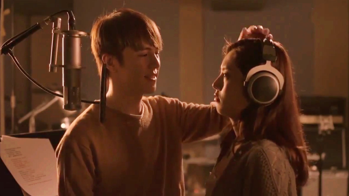 一个男人不喜欢你会陪你打电话吗,一个男生不接你电话他还爱你吗