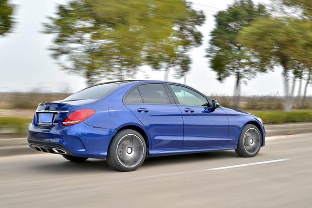 评测奔驰c300,试驾奔驰c300新款