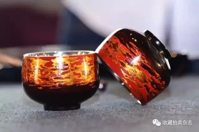 当代漆画展现中国时代风貌,漆画艺术展彰显艺术魅力