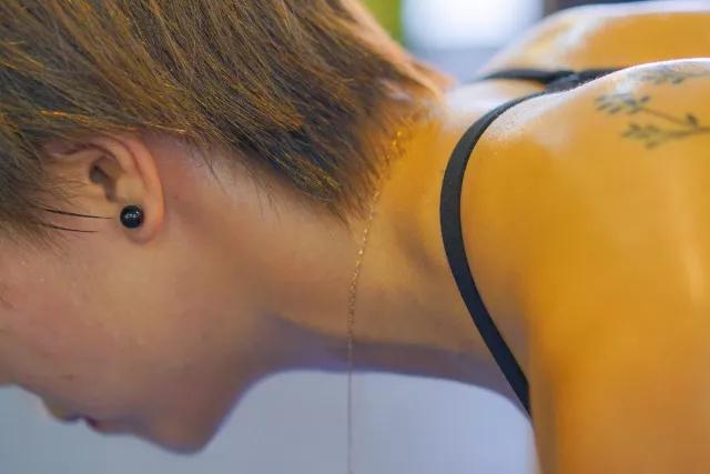 健身一年不上大重量的效果,健身一年体重上不去怎么办