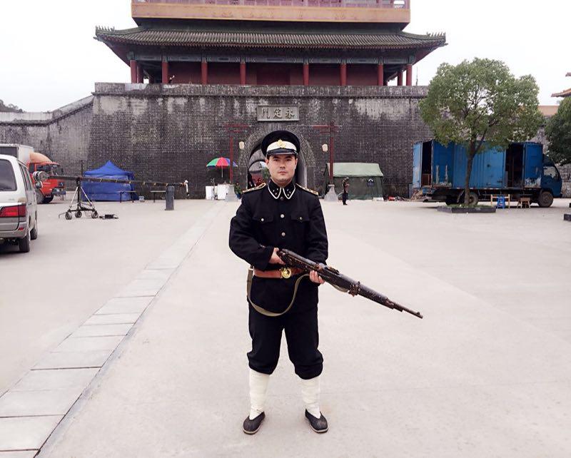 *疆新**小伙阿吉·吾斯曼积极进取美好梦想破茧化蝶