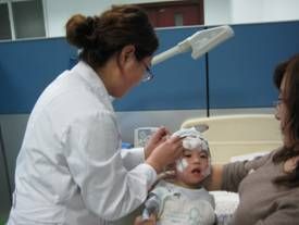 小孩发烧40度抽搐对大脑有影响吗,孩子发烧导致抽搐应该怎么处理