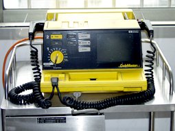 心脏房颤治疗需要多少钱,电复律治疗房颤对心脏有损害吗