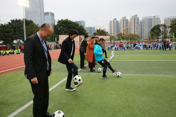 让红领巾校园充满生命的精彩——记台江进一附小体育文化节