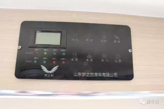 外观大气内饰很有质感,外观大气时尚内饰精致有质感