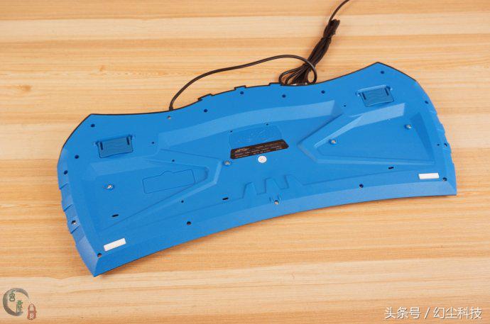 机械键盘价格打下来了,机械键盘价格比前几年降了