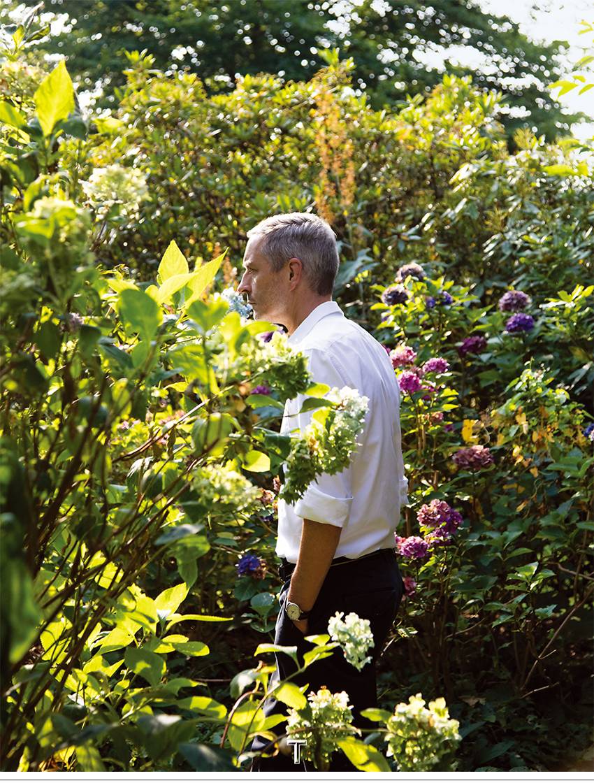 driesvannoten是奢侈品牌吗,driesvannoten黑色