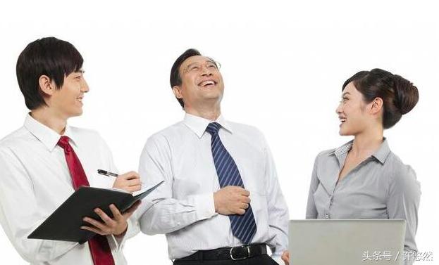 底下员工抱怨工资低怎么说服,老板抱怨自己很辛苦员工怎么回答