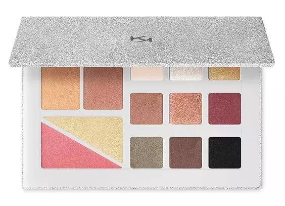 今年的圣诞限定真的太绝了,最火的圣诞限定