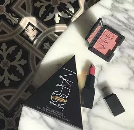 今年的圣诞限定真的太绝了,最火的圣诞限定