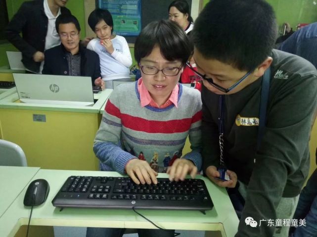 天天上学不开心?来场游戏压压惊!童程童美深圳校区感恩节游戏会