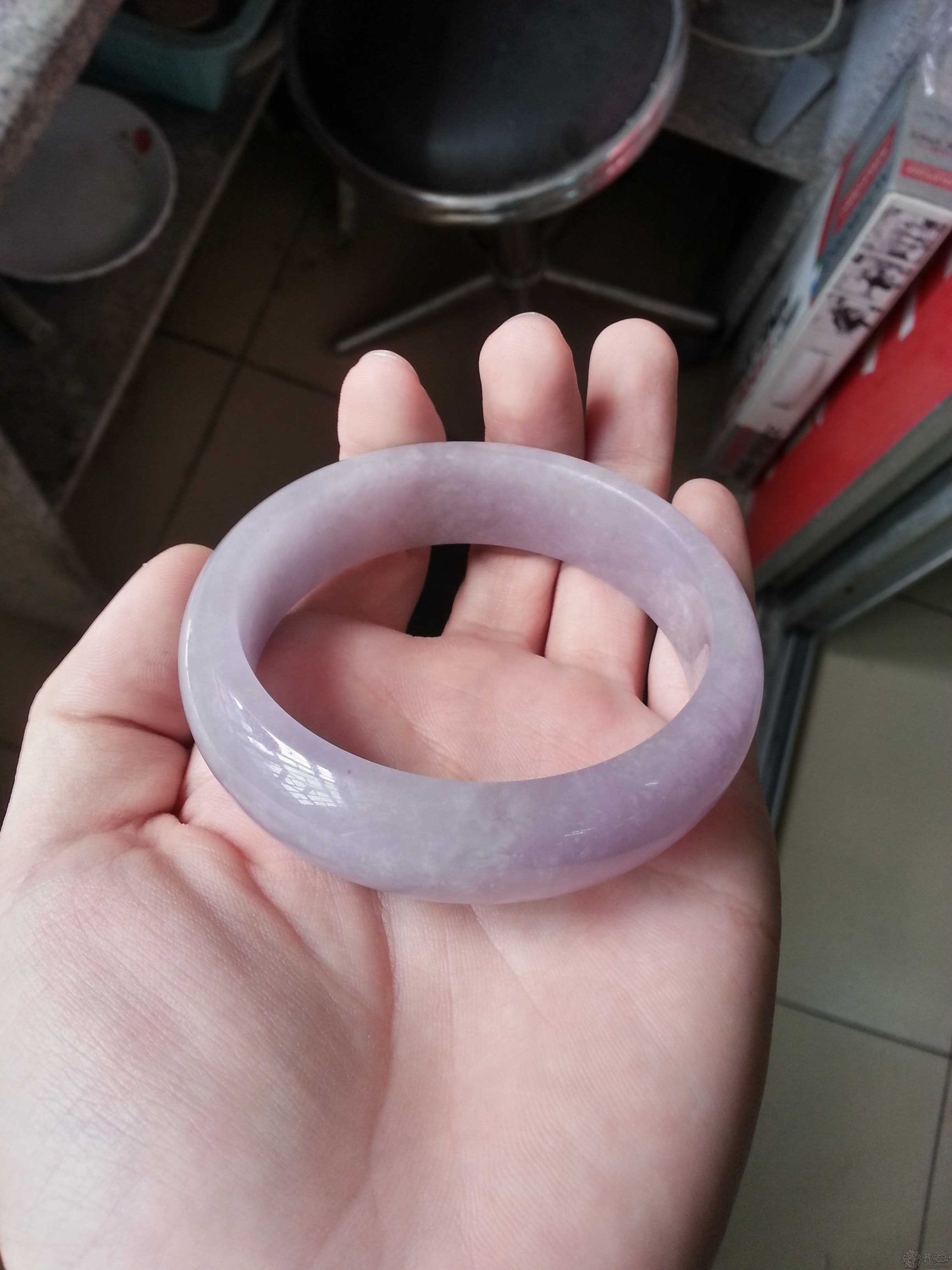 怎样判断珠宝玉石鉴定网站的真假 (如何判断网上的玉石珠宝的真假)