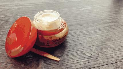 植美村护肤品哪款适合油皮,雅诗兰黛哪款水适合油皮