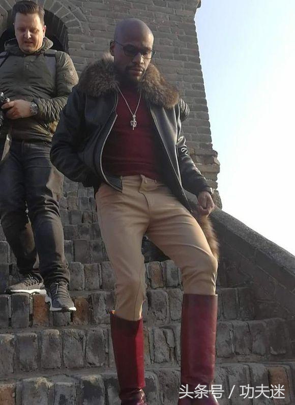 梅威瑟背爱马仕,梅威瑟登长城图片