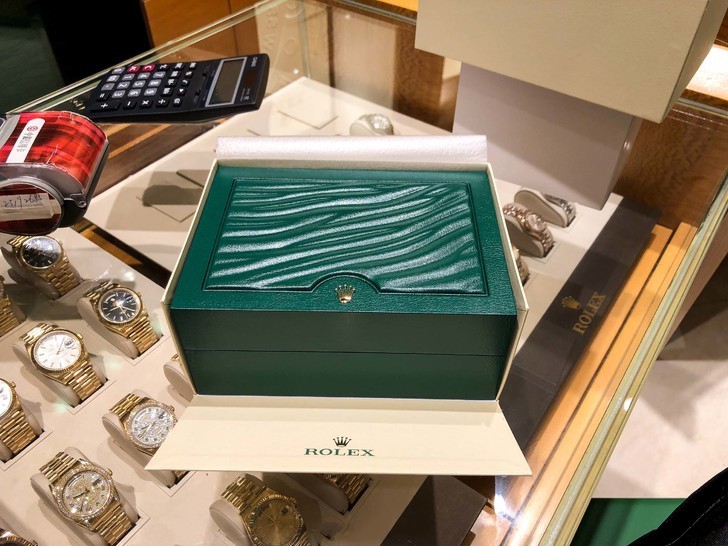 劳力士游艇名仕40mm上手效果,劳力士灰名仕游艇