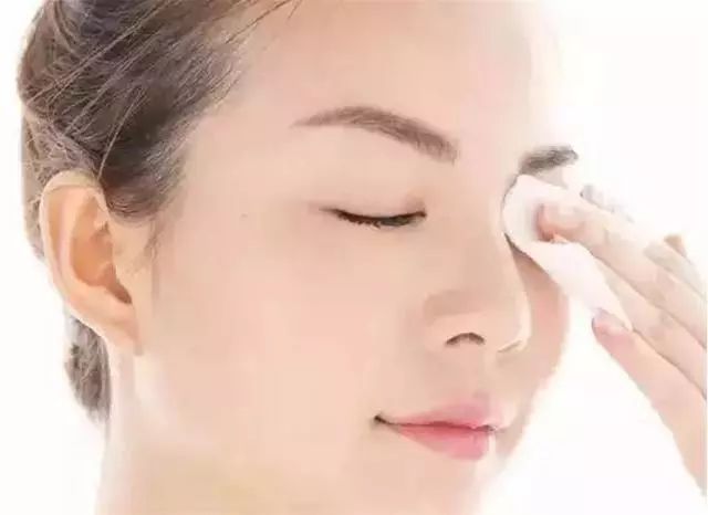 范冰冰带妆睡觉被骂！你也在做相同的事吗？