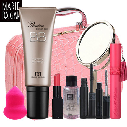 目颜bb霜和卓尔诗雅bb霜,瑾泉bb霜和美肤宝bb霜