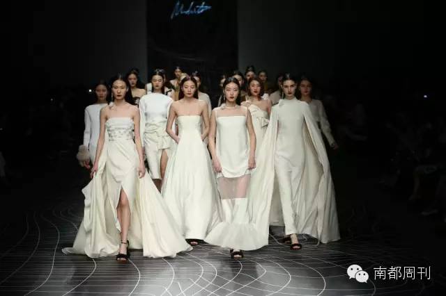 超模顶级时装走秀,超模天团时装秀