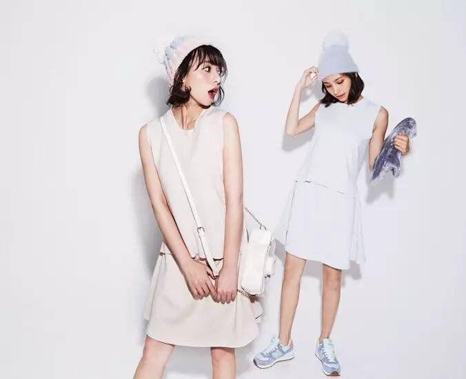 超舒适运动套装穿搭,洋气时髦女运动套装