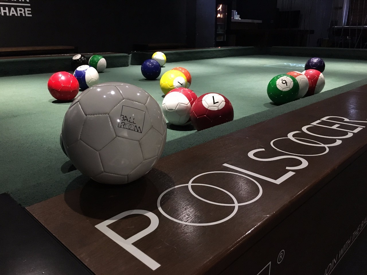 不仅有黑社会火并！香港工厦里还有这些隐秘好去处