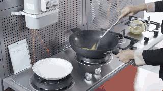 做饭注意防肺癌,厨房油烟成女性肺癌的罪魁祸首