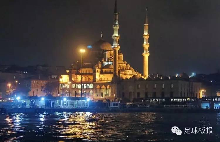 伊斯坦布尔奇迹和安菲尔德奇迹,伊斯坦布尔和安菲尔德