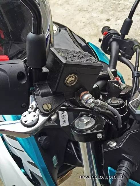 春风650nk和400nk如何选,春风400nk哪款最好