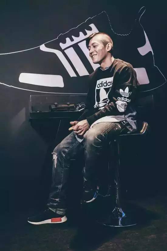 余文乐穿的匡威鞋子是哪一款,余文乐穿过的adidas鞋