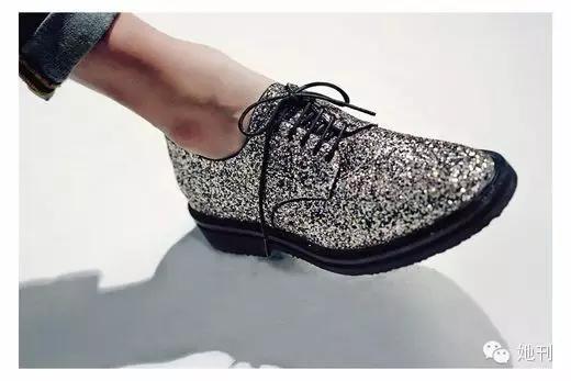 蕾哈娜权志龙,蕾哈娜和权志龙