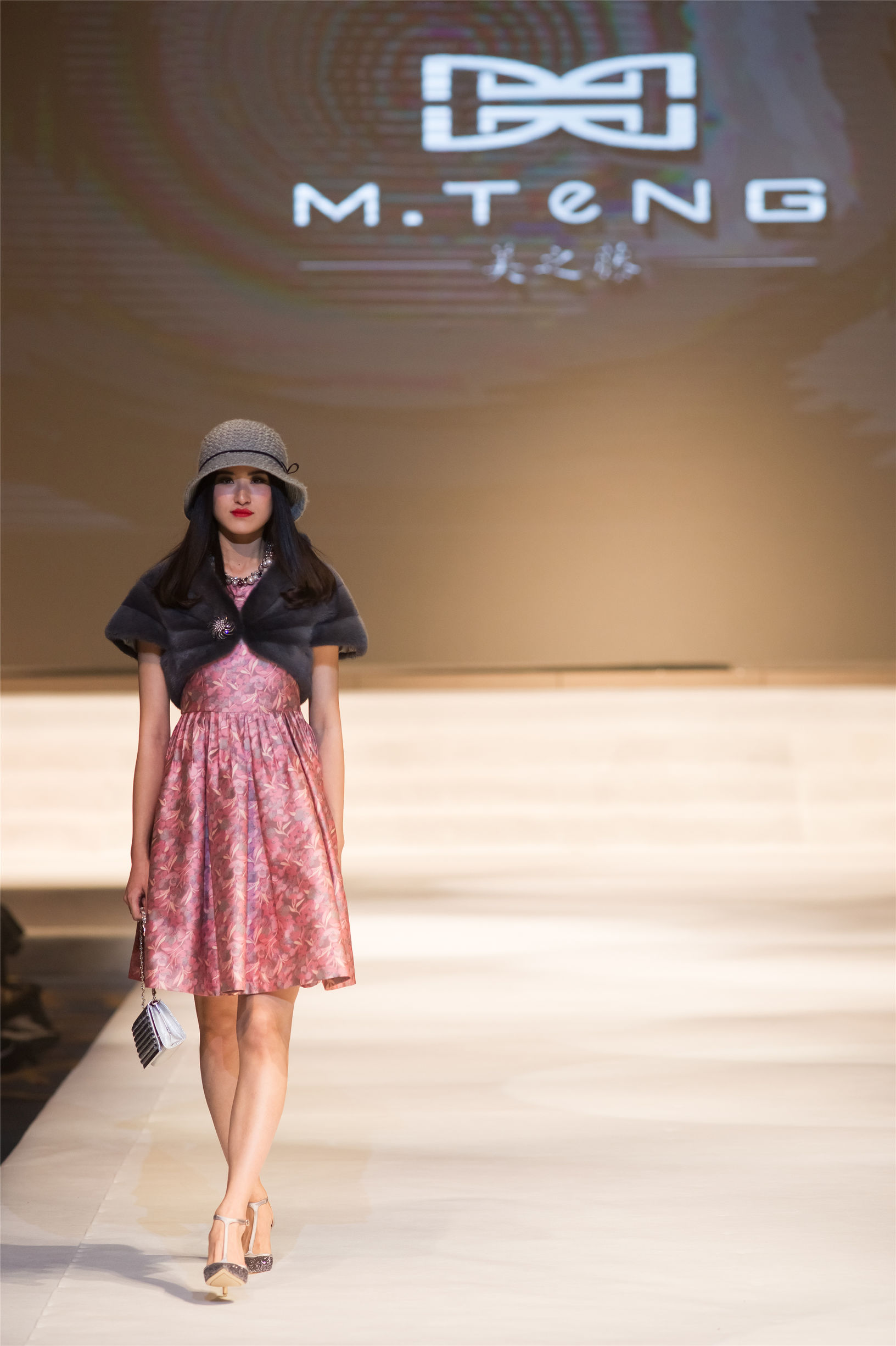 newlook系列2019,newera2023品牌大秀潮燃来袭