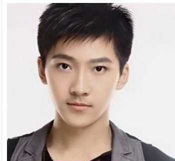 小鲜肉中长发发型,今年最流行的鲜肉发型