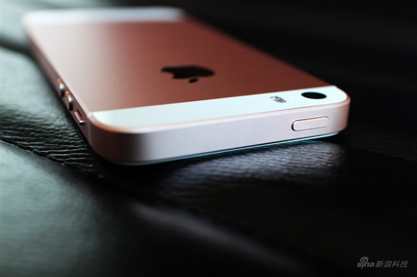 iphonese深空灰开箱,粉色iphone实拍