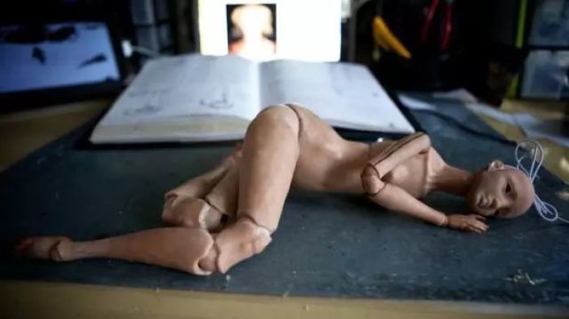 李晨送给范冰冰的200万娃娃，其实并不贵！