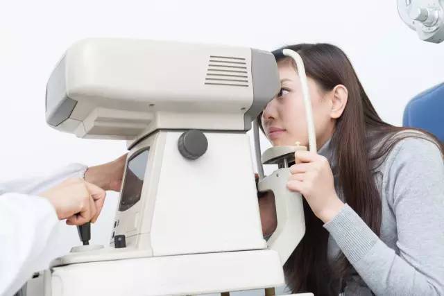 800度近视做激光可以恢复吗,后悔近视了怎么办