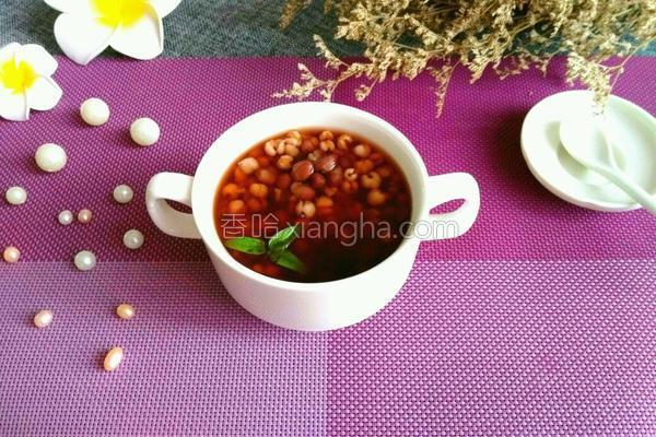 薏仁红豆汤功效,薏仁红豆汤和鸡枞一起吃会中毒吗