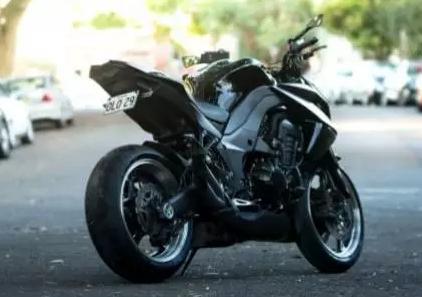 大排量摩托车有什么实用性,大排量摩托车为什么不适合新手