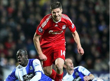 足坛十大最伟大中场,英超十大伟大后卫