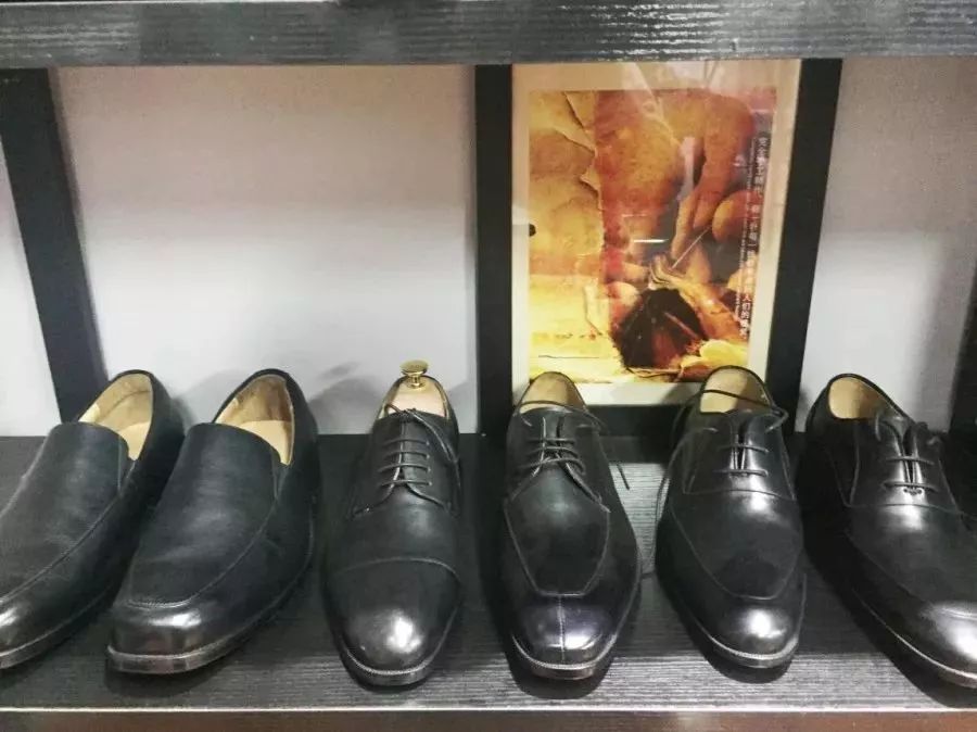 手工皮鞋老匠人,老匠手工皮鞋