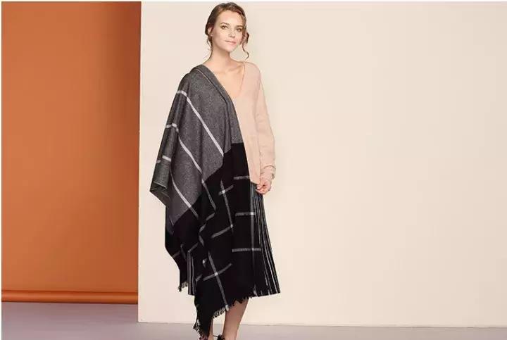 羊绒围巾怎样洗涤,羊绒围巾的洗涤方法图解大全