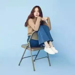 易烊千玺贝壳鞋子,易烊千玺穿的平价又潮的鞋