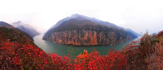 红叶满渝！麻将之余不如带上妹儿共赴巫山耍下！