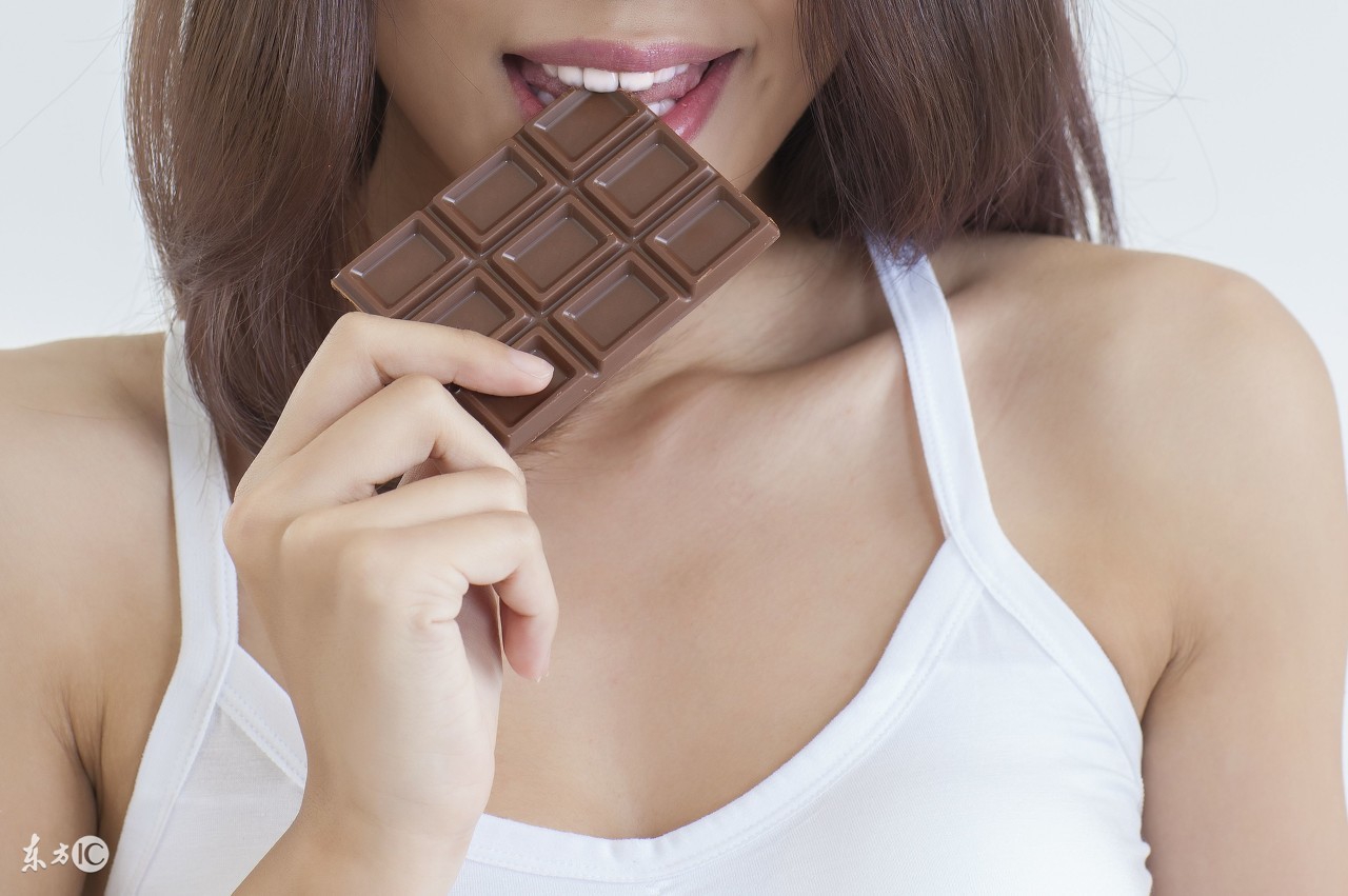 适合办公室吃的小零食,适合办公室的零食推荐