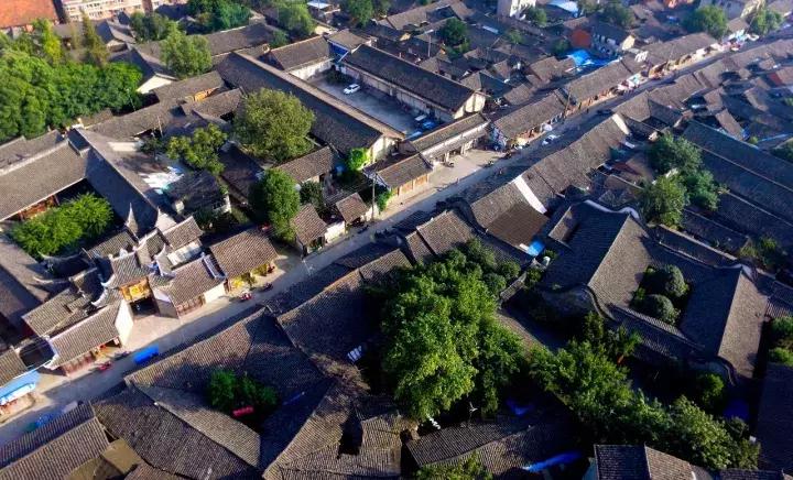 成都西成高铁旅游攻略,西成高铁和川青铁路